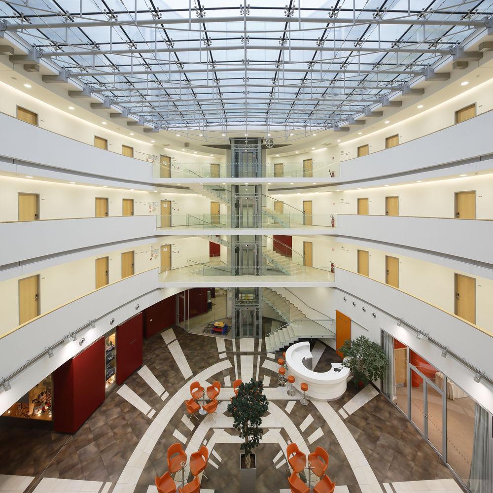 Orea Hotel Atrium Отроковице Екстериор снимка