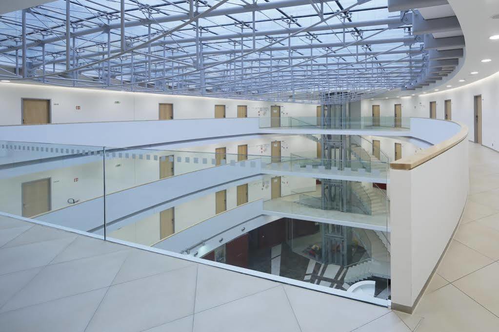 Orea Hotel Atrium Отроковице Екстериор снимка